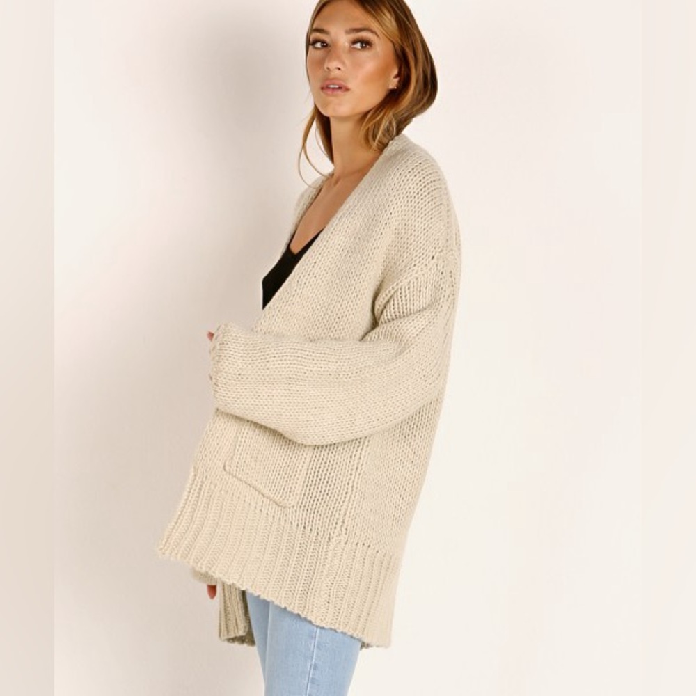 INDAH Cayenne Oversized Cardigan